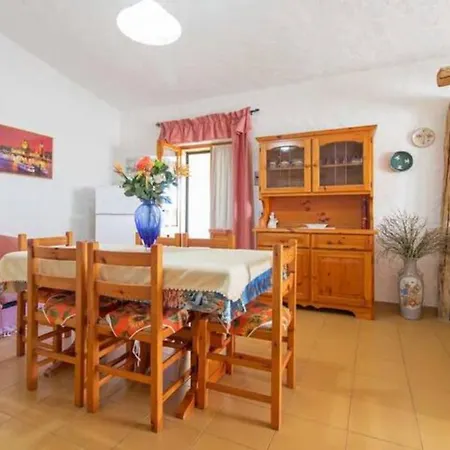 Berna Apartment *